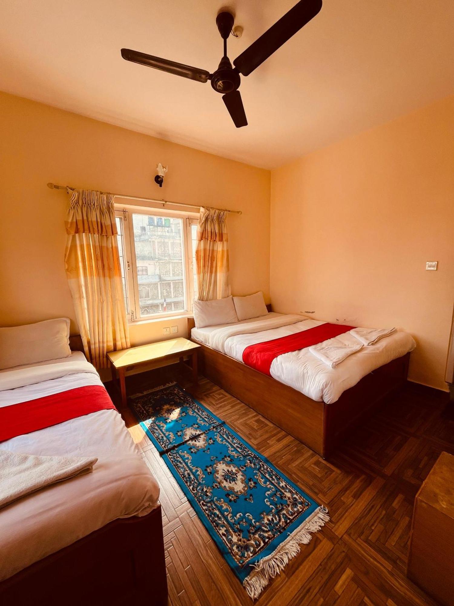 Hotel Global Inn โพคารา ภายนอก รูปภาพ