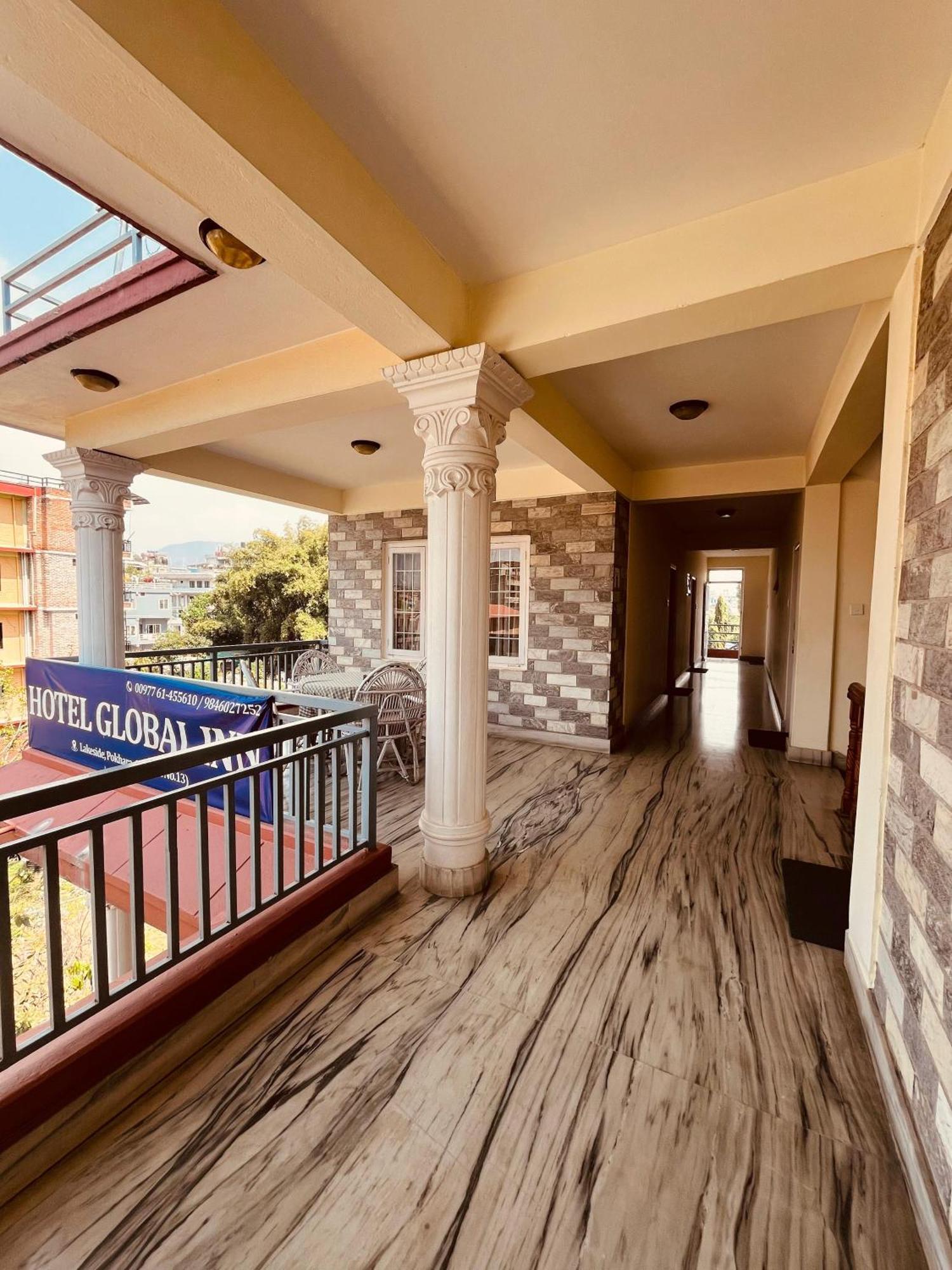 Hotel Global Inn โพคารา ภายนอก รูปภาพ