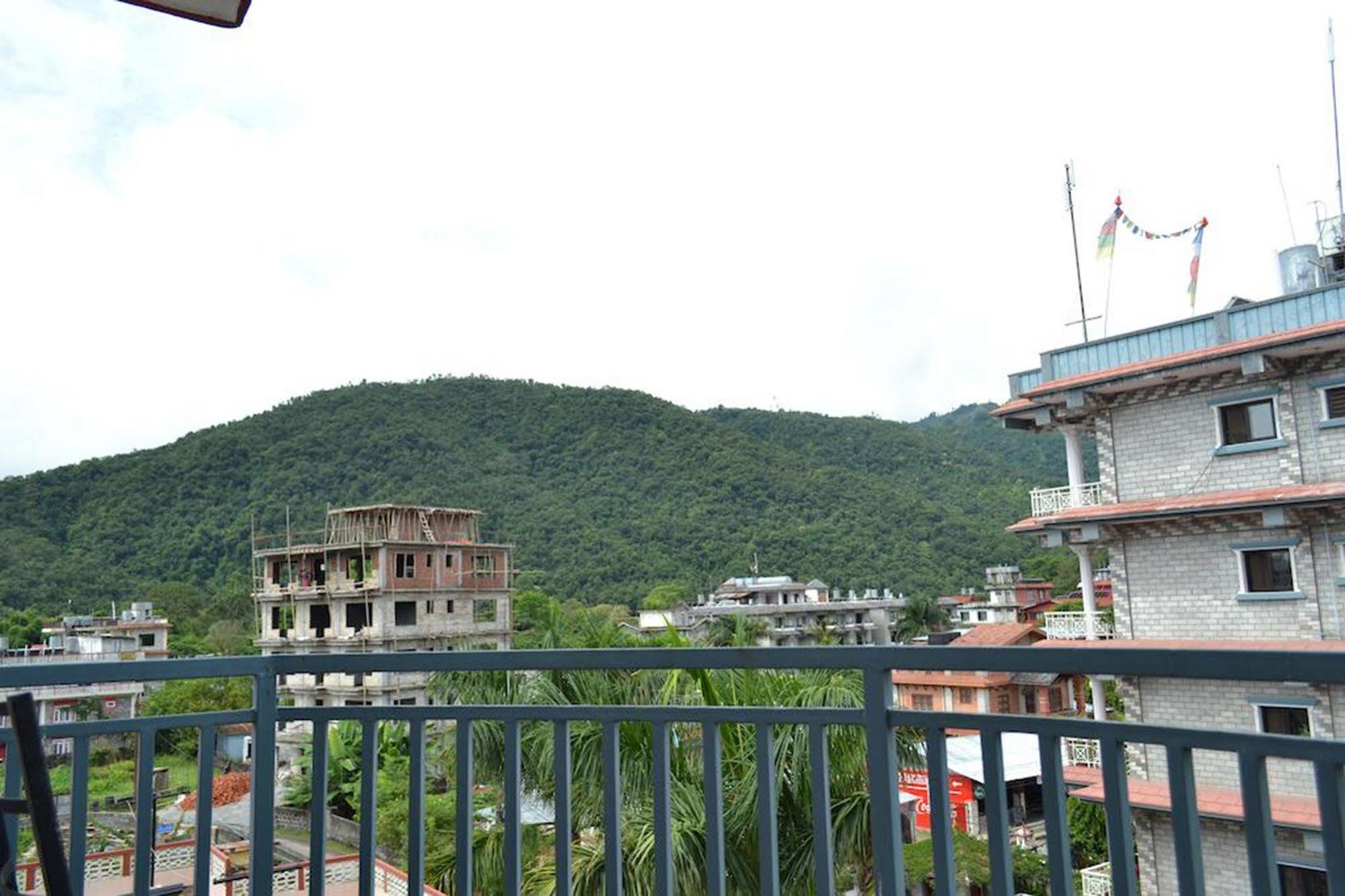 Hotel Global Inn โพคารา ภายนอก รูปภาพ